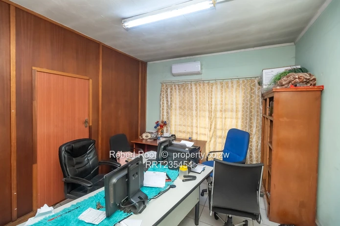 Industrial/Warehouse Property - New Ardbennie