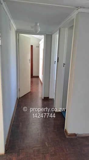 Hillside 3 bedroom house to rent as offices 