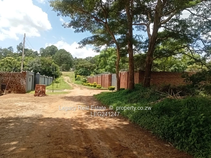 Exclusive  Property with Title Deeds,Spacious Residential Stand in Sought-After Glen Lorne