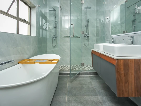 3 Bedroom Flat & Apartment