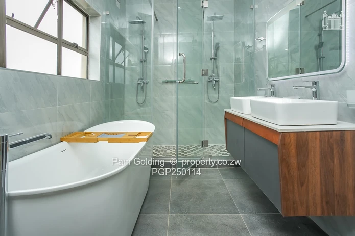 Modern Luxury Townhouse – Golden Stairs, Mount Pleasant (Sole Mandate)
