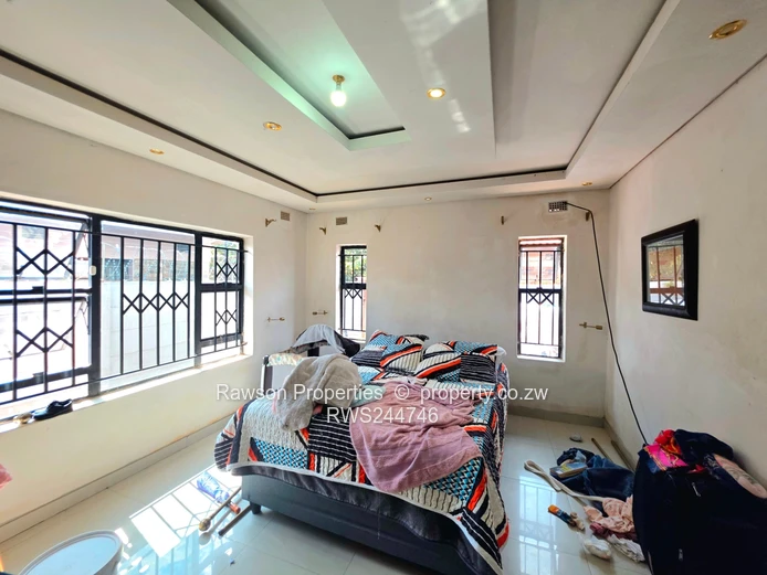 Magnificent 3 bedroomed house forsale!