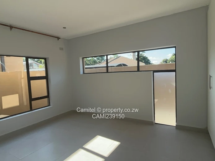 Avondale West 3 bedroom Townhouse 