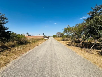 Build Your Dream: Exclusive 2000sqm Stand in Arlington 