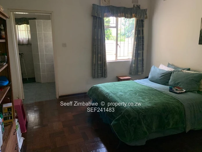 Prime Property Along Twickenham Road