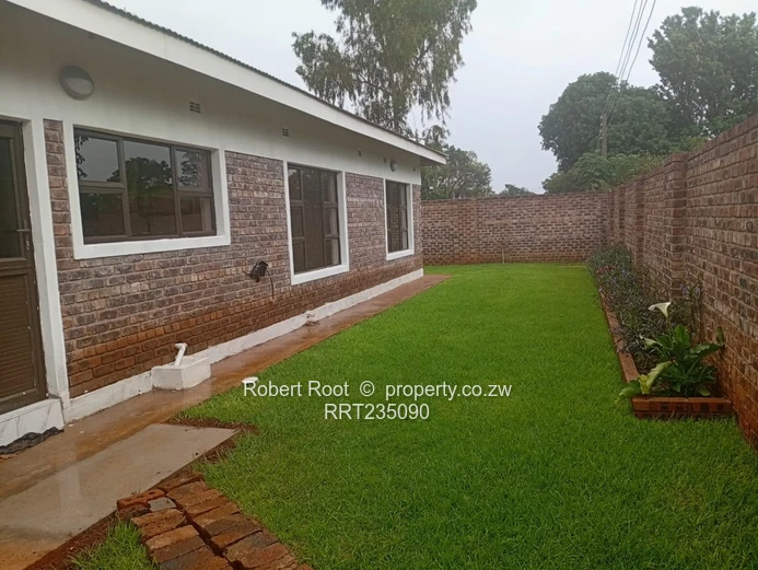 3 Bed Cluster apartment For Rent