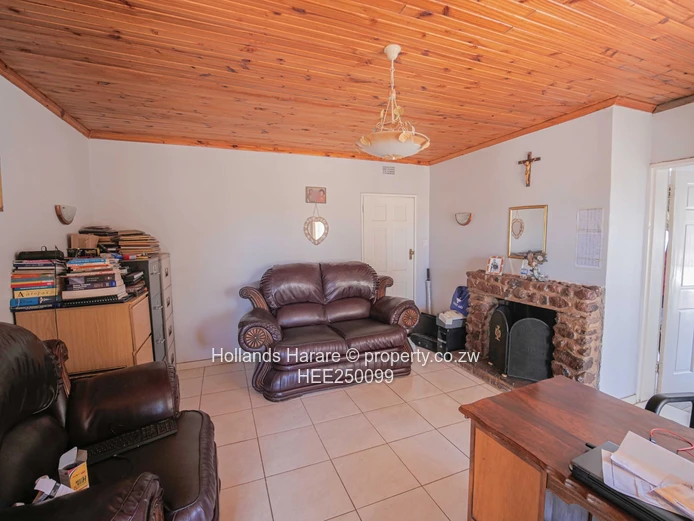 Neat property in Helensvale 