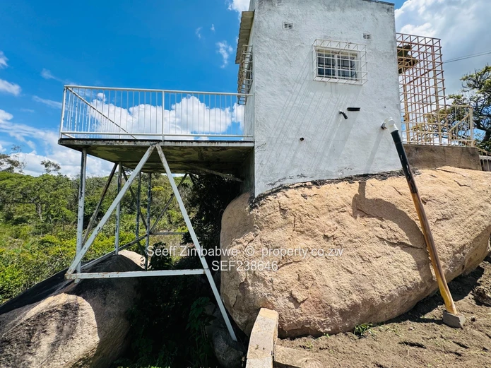 Charming Farm Retreat With Luxurious Touches