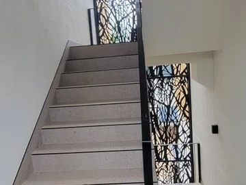 2 Bedroom Flat & Apartment