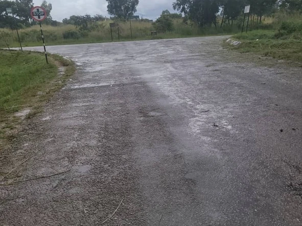 288sqm NBS Glaudina stand with roads,sewer,water, Street lights and bank clean paperwork 