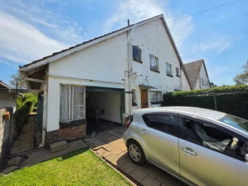 2 Bedroom Garden Flat