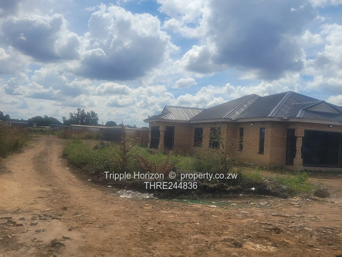 200m² Vacant Stand in Warren Park D — Near New Homes & Gate