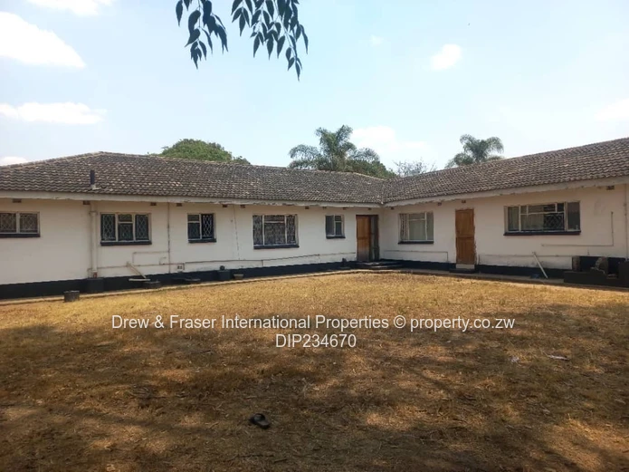 Hatfield 4 beds house for sale $150k