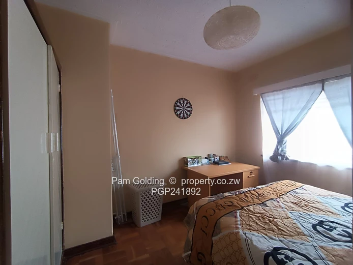 Neat 2-Bedroom Flat for Sale in The Avenues