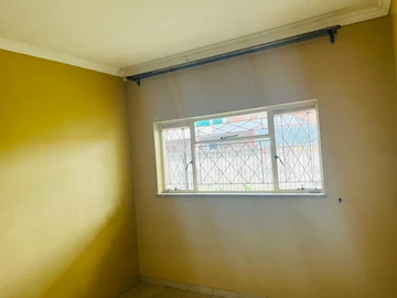 2 Bedroom Garden Flat