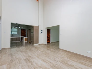 3 Bedroom Garden Flat