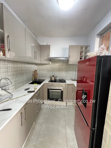 Eastlea  Cozy 2 Bedroom Flat Apartment For Sale (Sole Mandate)