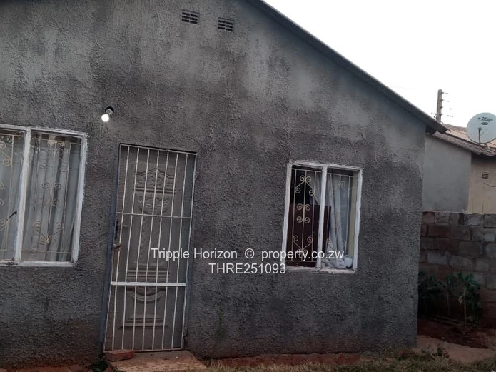 Kuwadzana Extension core house 2-Bed Main Road Home, Garden & Paved Yard