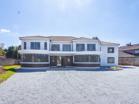 7 Bedroom House