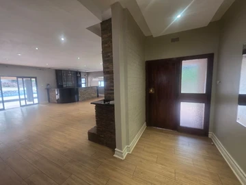 7 Bedroom House