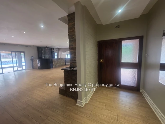 Ambassadorial Home In Colne Valley