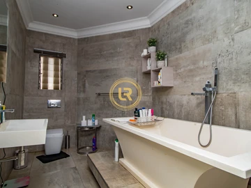 3 Bedroom Townhouse Complex