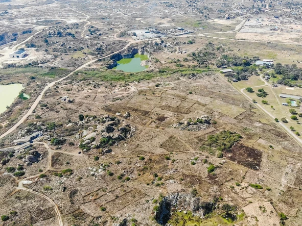 Commercial & Industrial Land