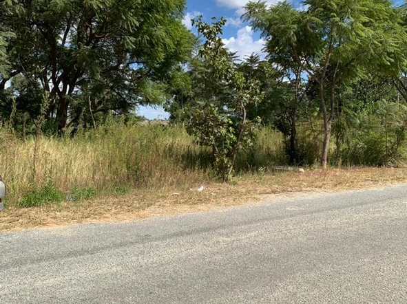 Commercial & Industrial Land