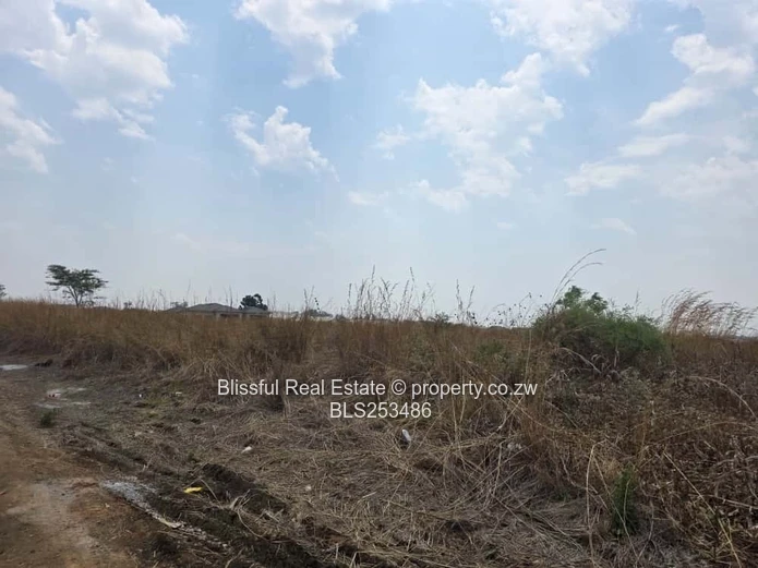 2000sqm stand for sale in pomona Estate Harare