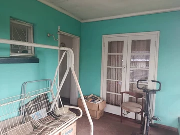 3 Bedroom Flat & Apartment