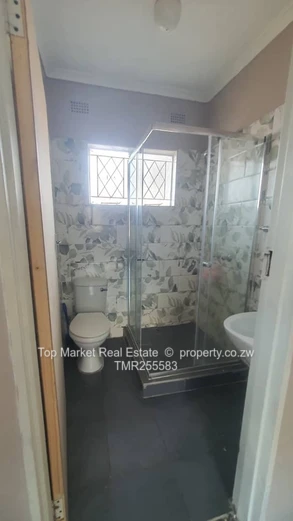 Msasa Park house for rent