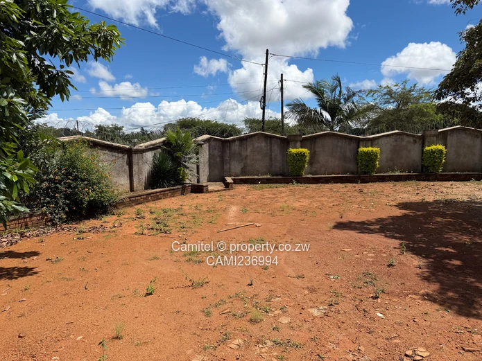 Philadelphia subdivision stand sitting on  2000sqm all paperwork available 