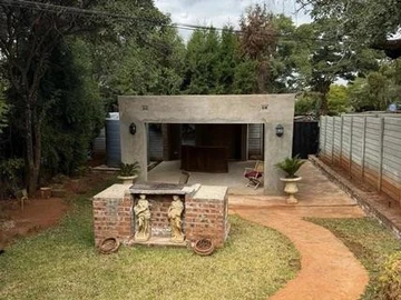 Greystone Park Neat Duplex Garden Flat For Sale Harare North, Harare