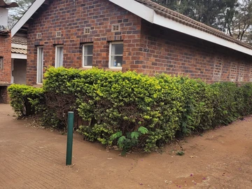 Hotel & Lodge