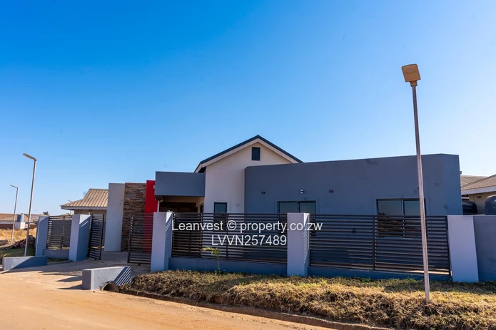 Rainham Park Newly Built House For Sale 