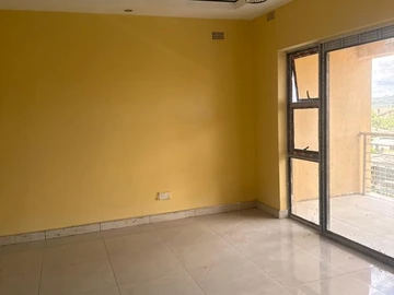 3 Bedroom Flat & Apartment