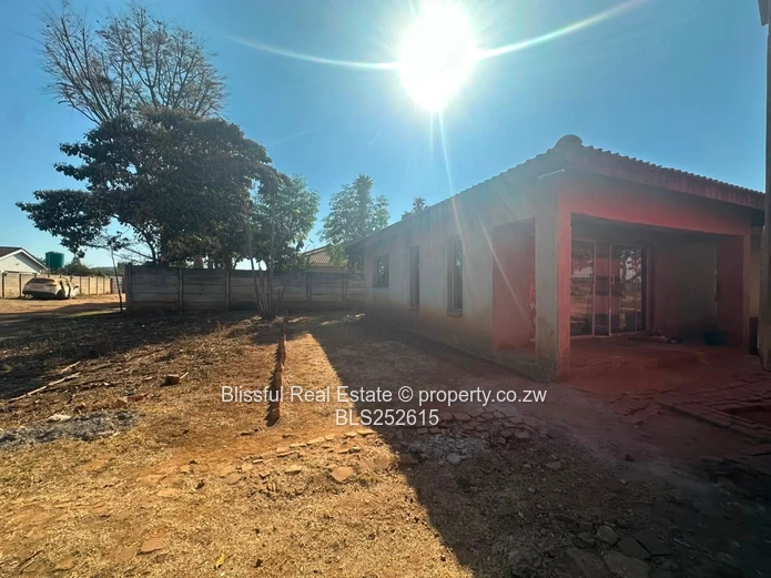 2-bedroom cottage for sale in belvedere west