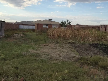 Stands & Residential Land