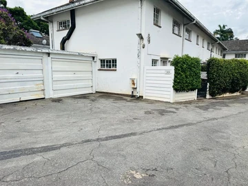 3 Bedroom Garden Flat