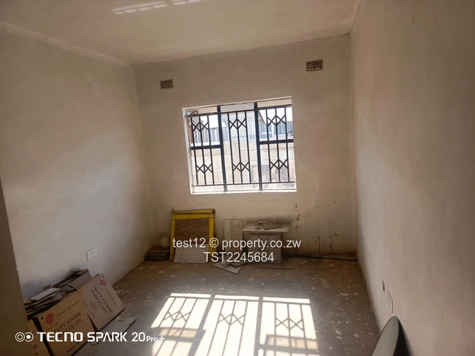 Madokero estate house for sale  (Sole Mandate)