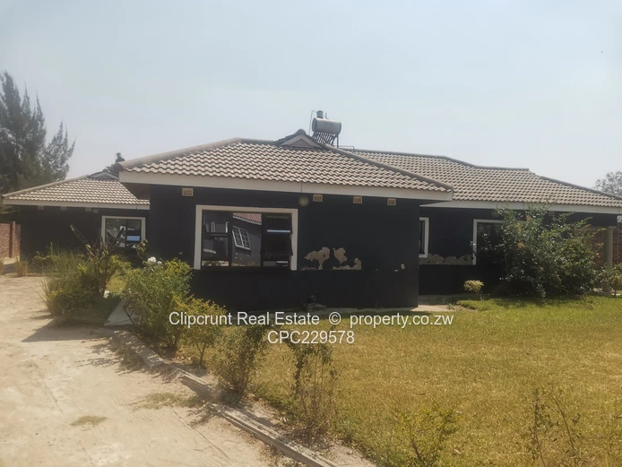Waterfalls Uplands House For Sale