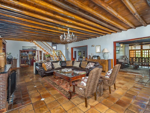 Farm & Agricultural Land