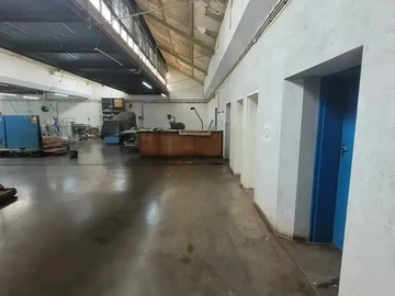 Warehouse & Factory