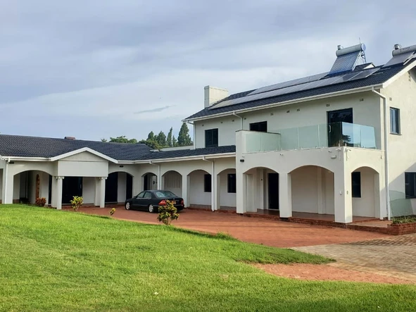 5 Bedroom House