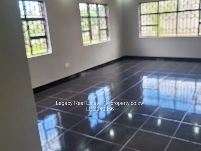 Rockview Walled And Gated Cluster Rental