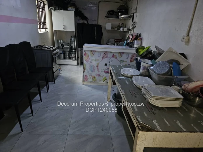 Malbereign 4 beds ,beautiful home