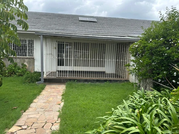 2 Bedroom Garden Flat