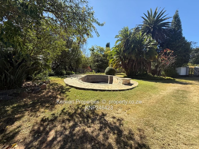 neat family home in great location 