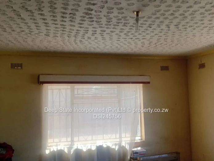 Chitungwiza Unit B house for sale 