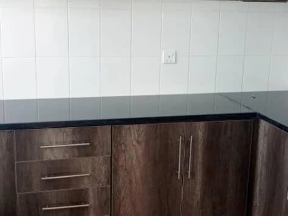 3 Bedroom Flat & Apartment